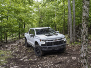 2025 Chevrolet Silverado 1500 Review: Prices, Specs, and Photos